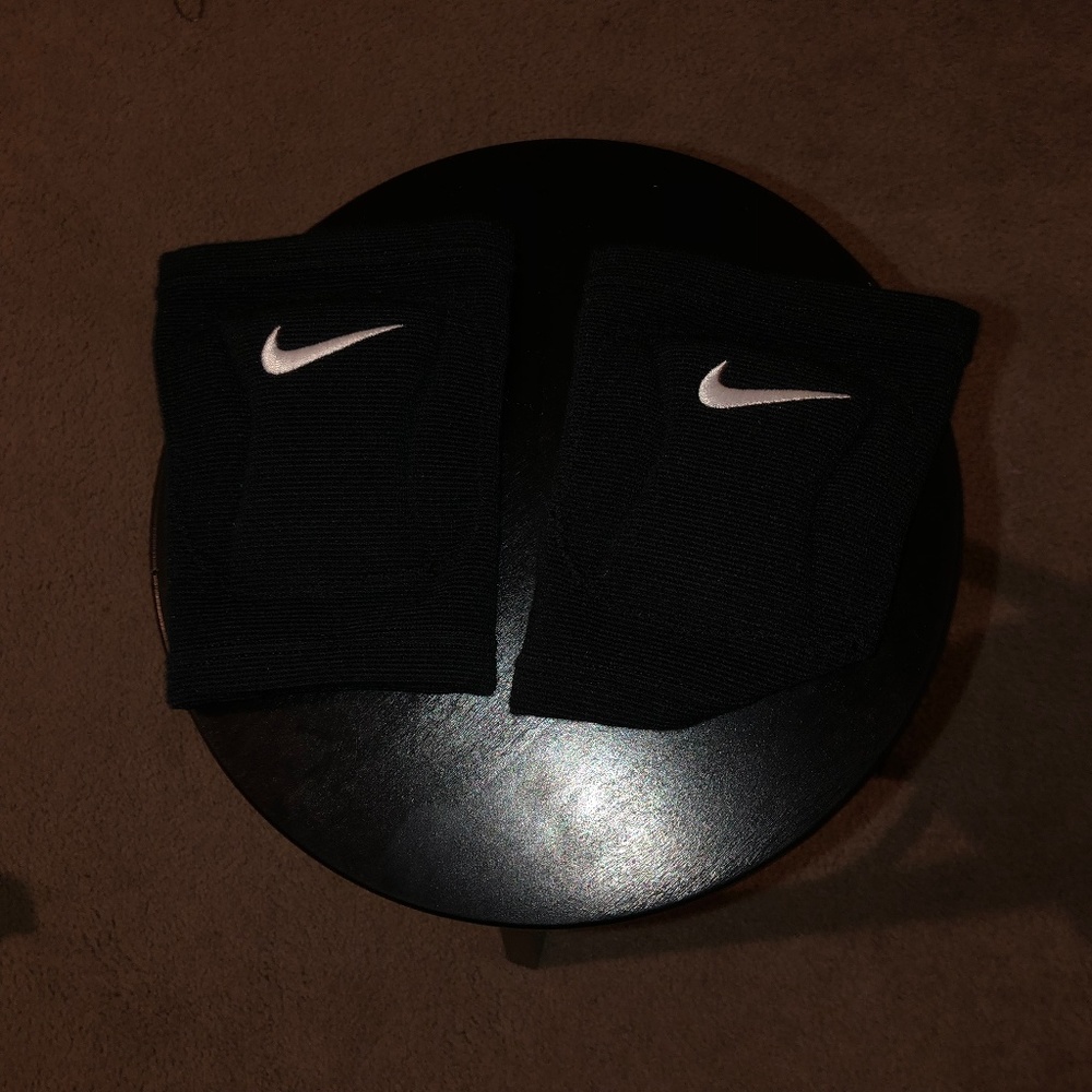 Black Volleyball Knee Pads